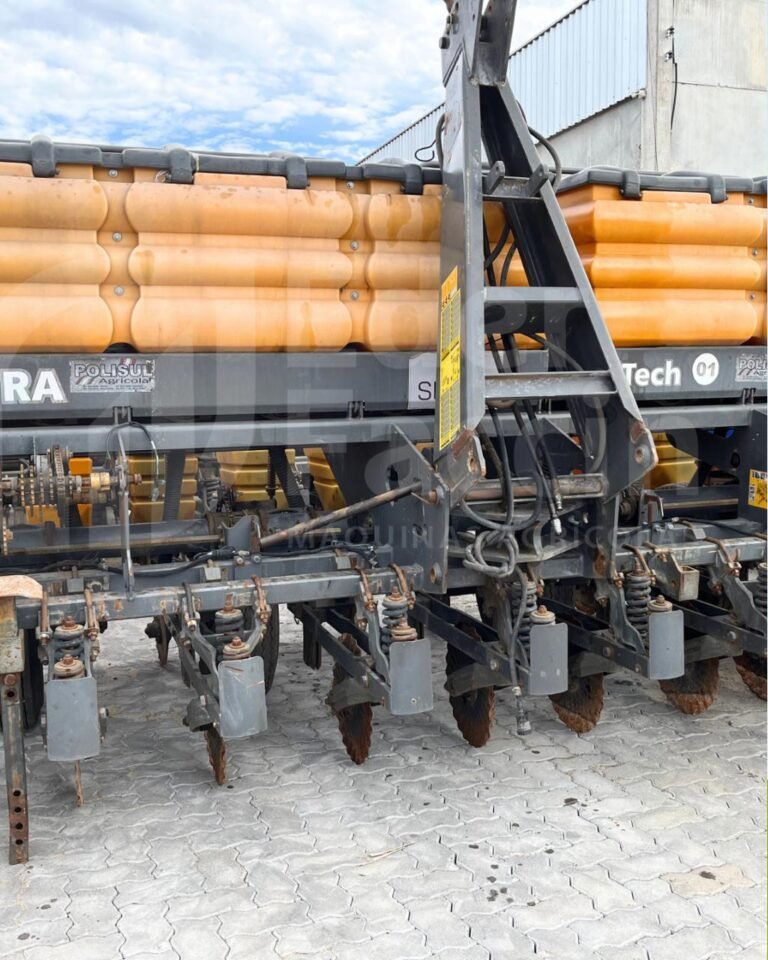 WhatsApp Image 2025-11-11 at 18.49.59 (1)